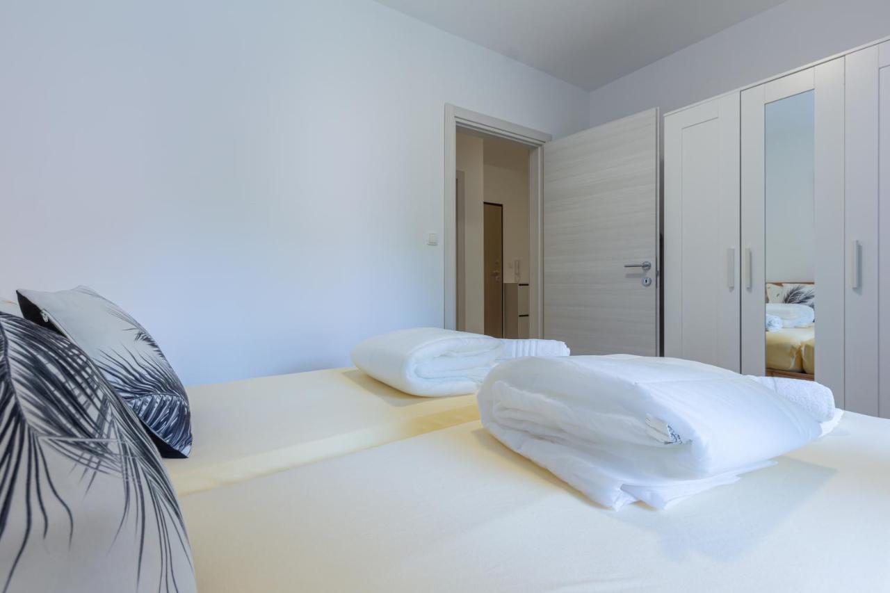 Apartments Vugrinec With Terrace باشْكا المظهر الخارجي الصورة