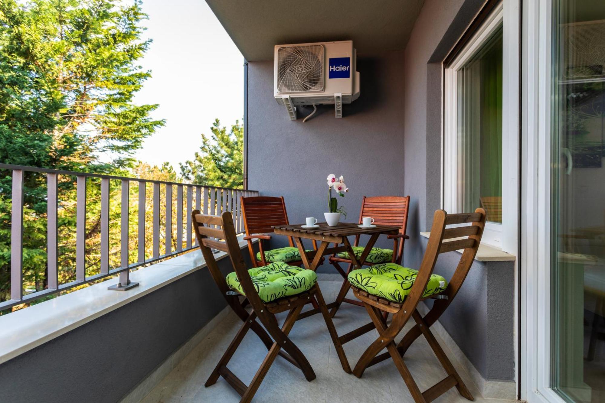 Apartments Vugrinec With Terrace باشْكا المظهر الخارجي الصورة